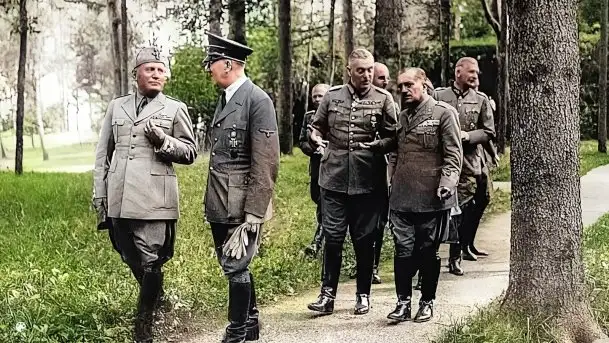 Wilczy Szaniec (Wolfsschanze) na pokolorowanych zdjęciach