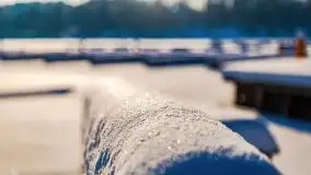 Stanica Wodna Stranda w zimowej scenerii - zdjęcie 12