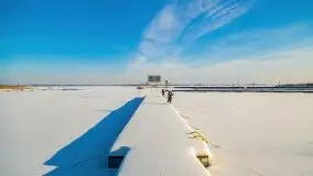 Zima w porcie AZS, jezioro Niegocin, 2021 r. - zdjęcie 7