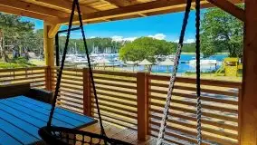 Zobacz komfortowe domki nad jeziorem Tajty - zdjęcie 1