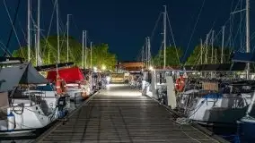 Kolory i klimat nocnego portu w Sztynorcie - zdjęcie 19