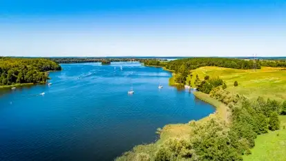 Zobacz jeziora Mikołajskie oraz Tałty - zdjęcie 3