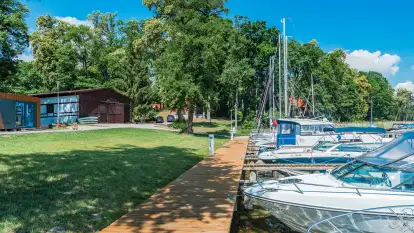 Ośrodek Wypoczynkowy Łabędzi Ostrów - zdjęcie 4