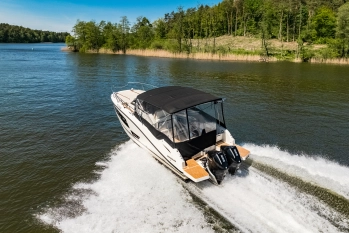 Przeglądy techniczne statków i komercyjnych jachtów motorowych - zdjęcie 1