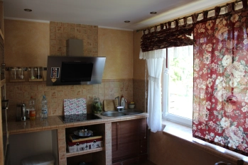 Dom na spokojnym osiedlu w Piszu blisko jeziora Mazury - zdjęcie 20