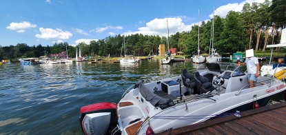 Łódź mazury 670 z Silnikiem Evinrude 200 Stan BDB - zdjęcie 6