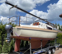 Sprzedam jacht żaglowy KOMPROMIS 720 z przyczepą – Gotowy do żeglugi! - zdjęcie 3