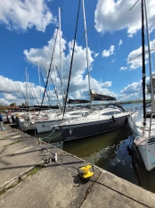 Pakiet 4 jachtów: Maxus 28, Maxus 33.1 RS, Houseboat Navigator 999- 2 sztuki - zdjęcie 9