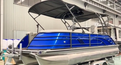 Nowoczesny jacht 23 stopy z silnikiem-idealny zestaw na sezon! - zdjęcie 4