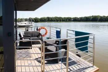 Wynajem domu na wodzie - zdjęcie 11