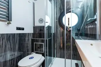 Wynajem domu na wodzie - zdjęcie 5