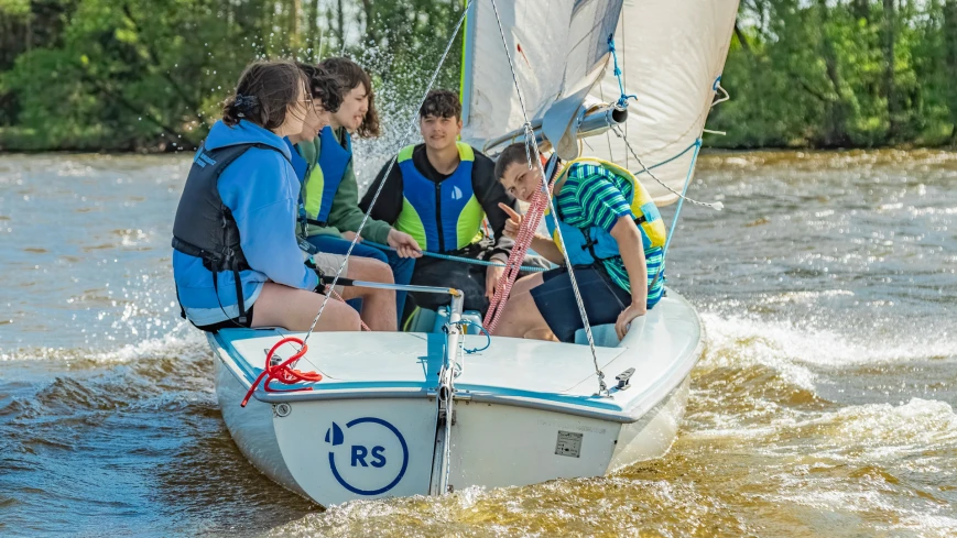Kurs stacjonarny na patent Żeglarza Jachtowego i Sternika Motorowodnego