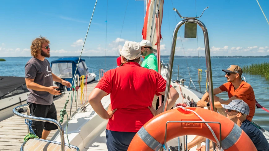 Doskonalenie umiejętności żeglarskich 